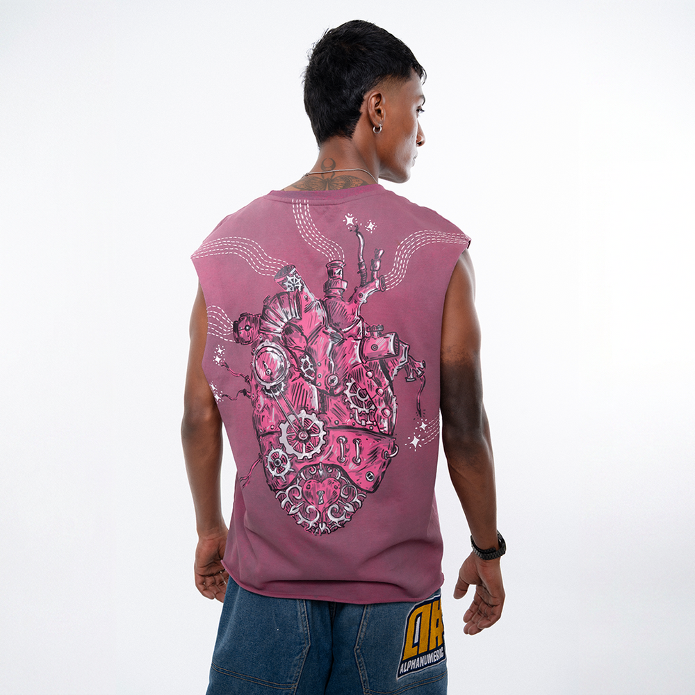 Aadha Kilo Kaleja Tee — full look