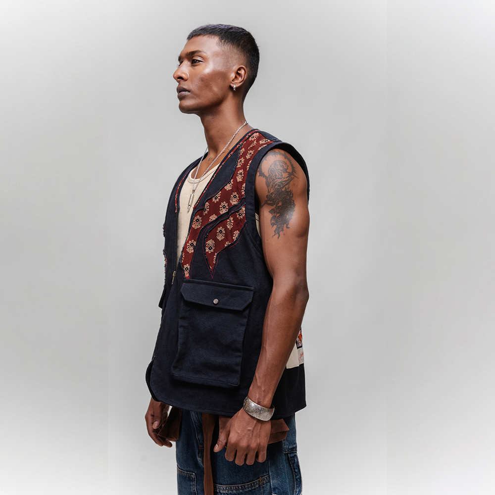 Bagh Utility Vest — detail