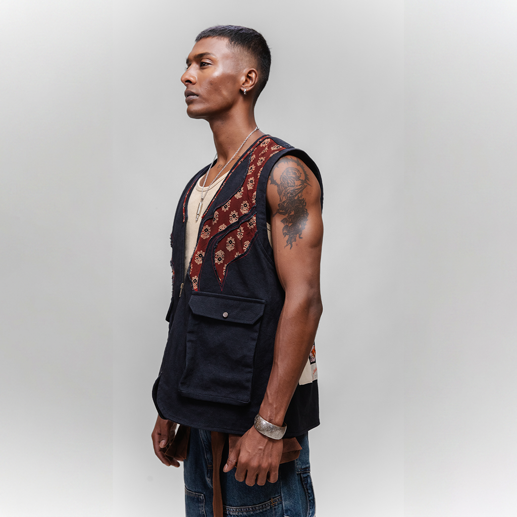 Bagh Utility Vest — detail
