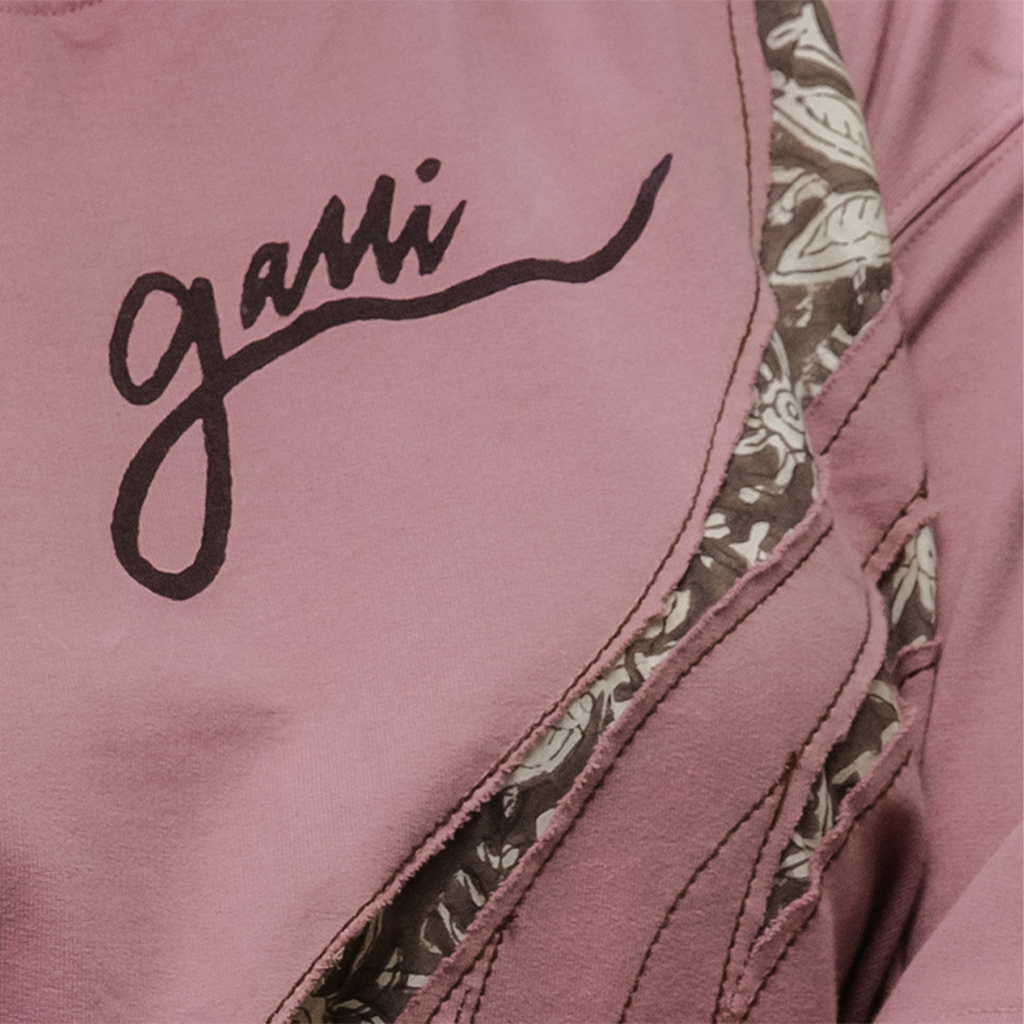 Cheetah Shirt — detail
