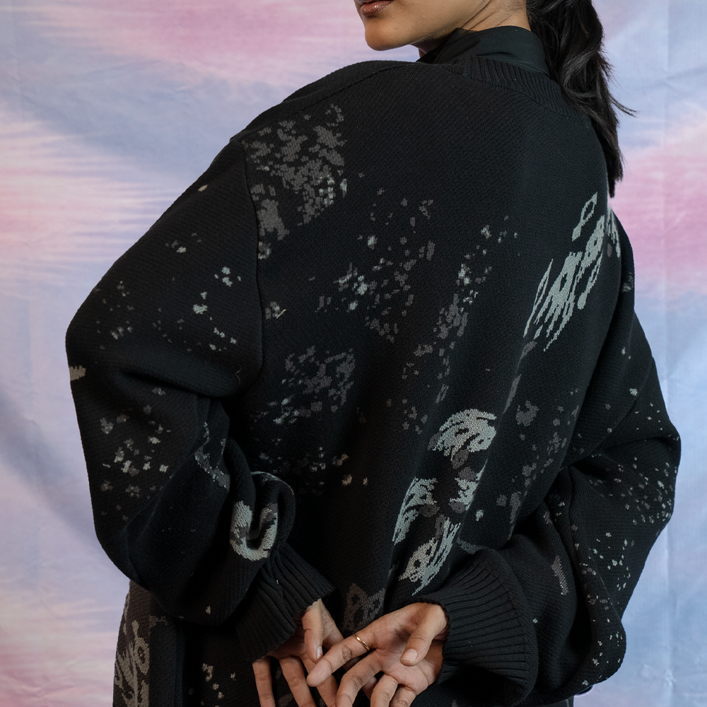 Guntur Jinka Knit — mid shot