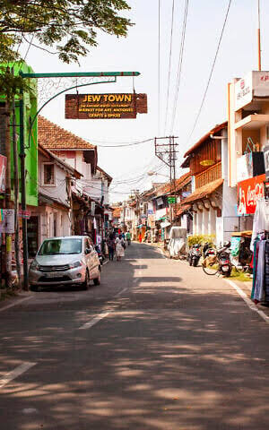 JAW TOWN