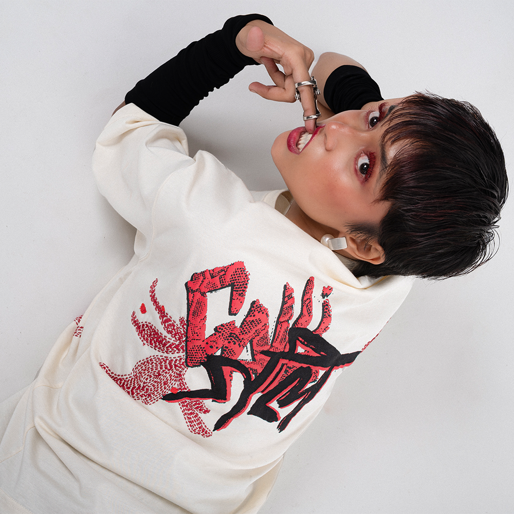 Laal Salaam Tee